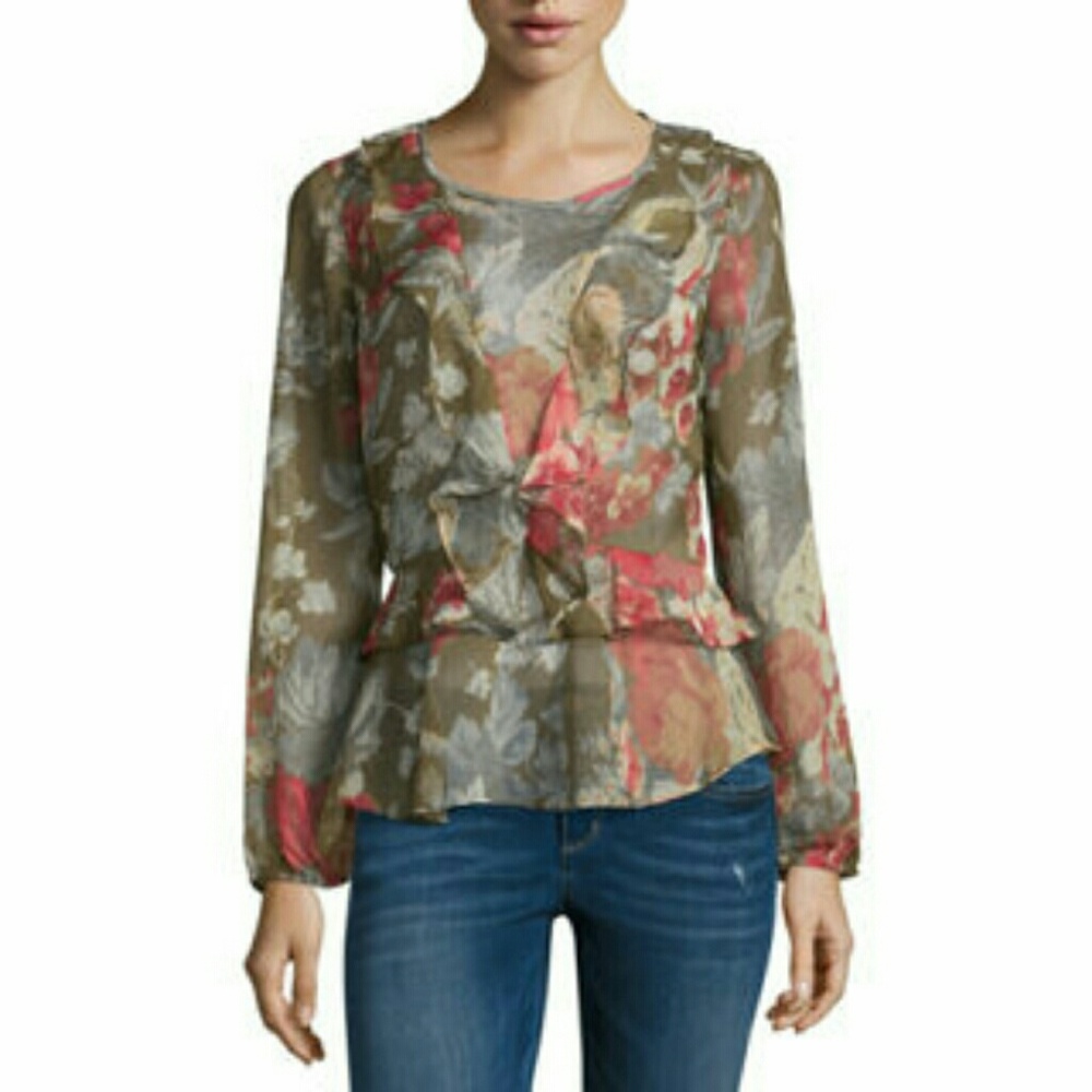 NWT Belle + Sky Blouse